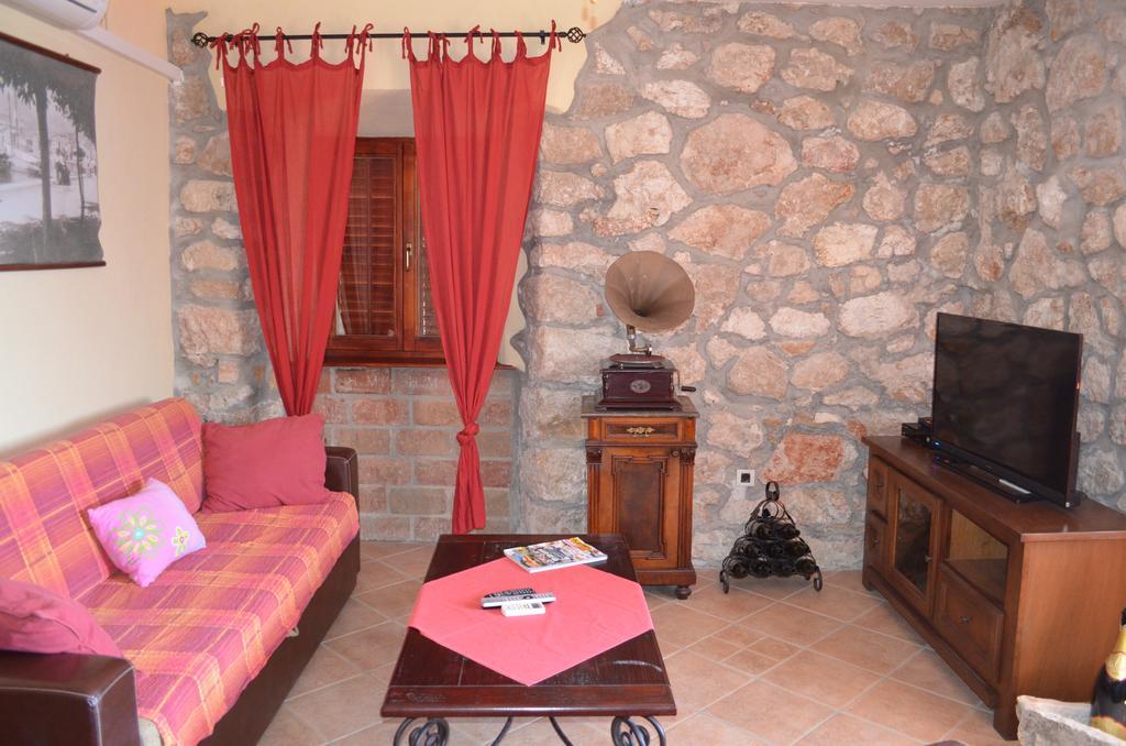 Apartment Sandi Baska  Bagian luar foto